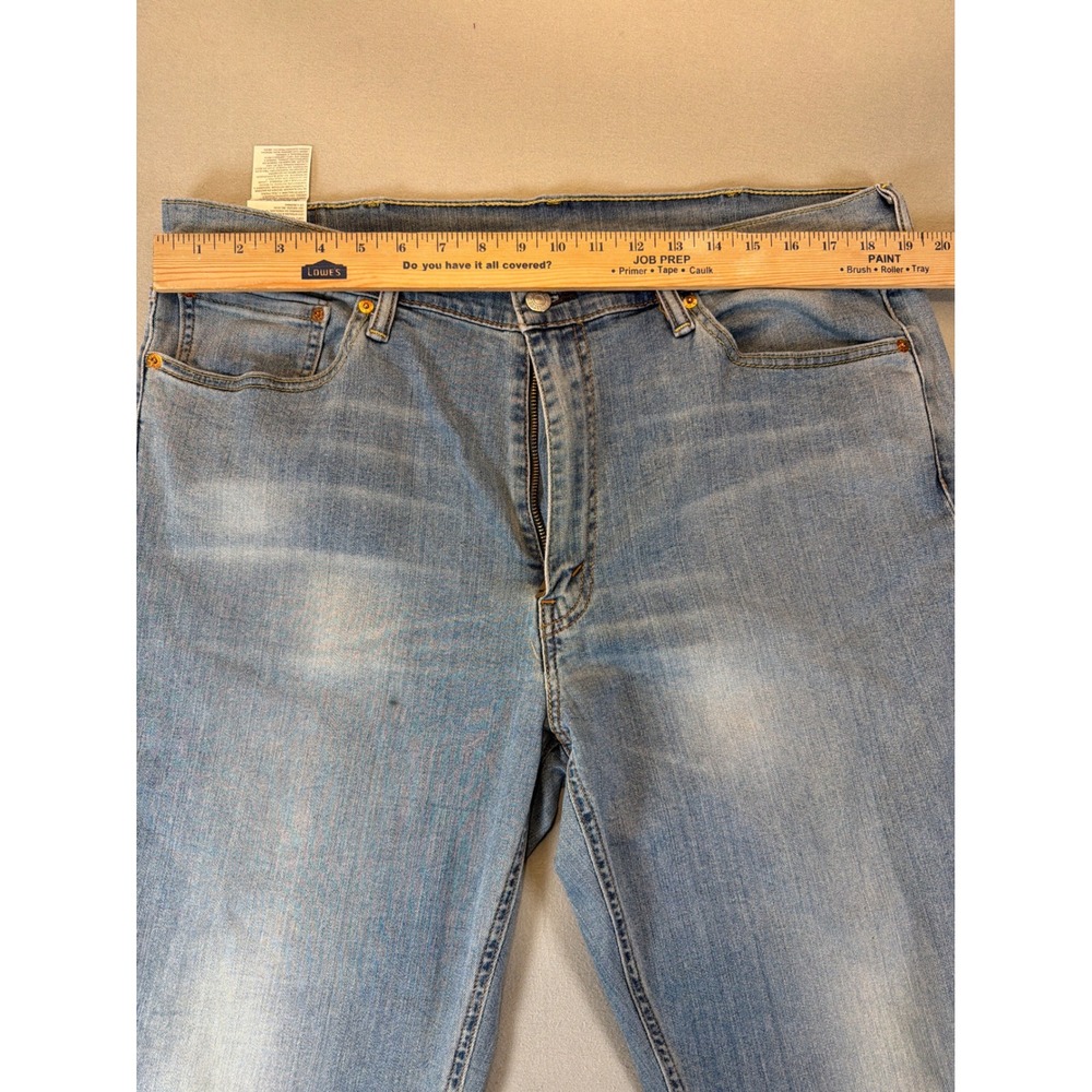 Levis 541 Athletic Taper Jeans Mens 38x32 Light Wash Denim Pants - Picture 3 of 11